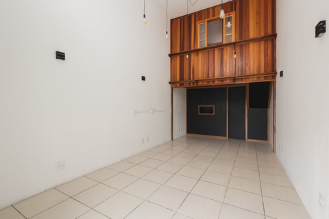 Loja para locacao no Bom Retiro em Curitiba com 34m² por R$ 3.300,00